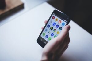 How to Choose the Right Software House for Your Business App